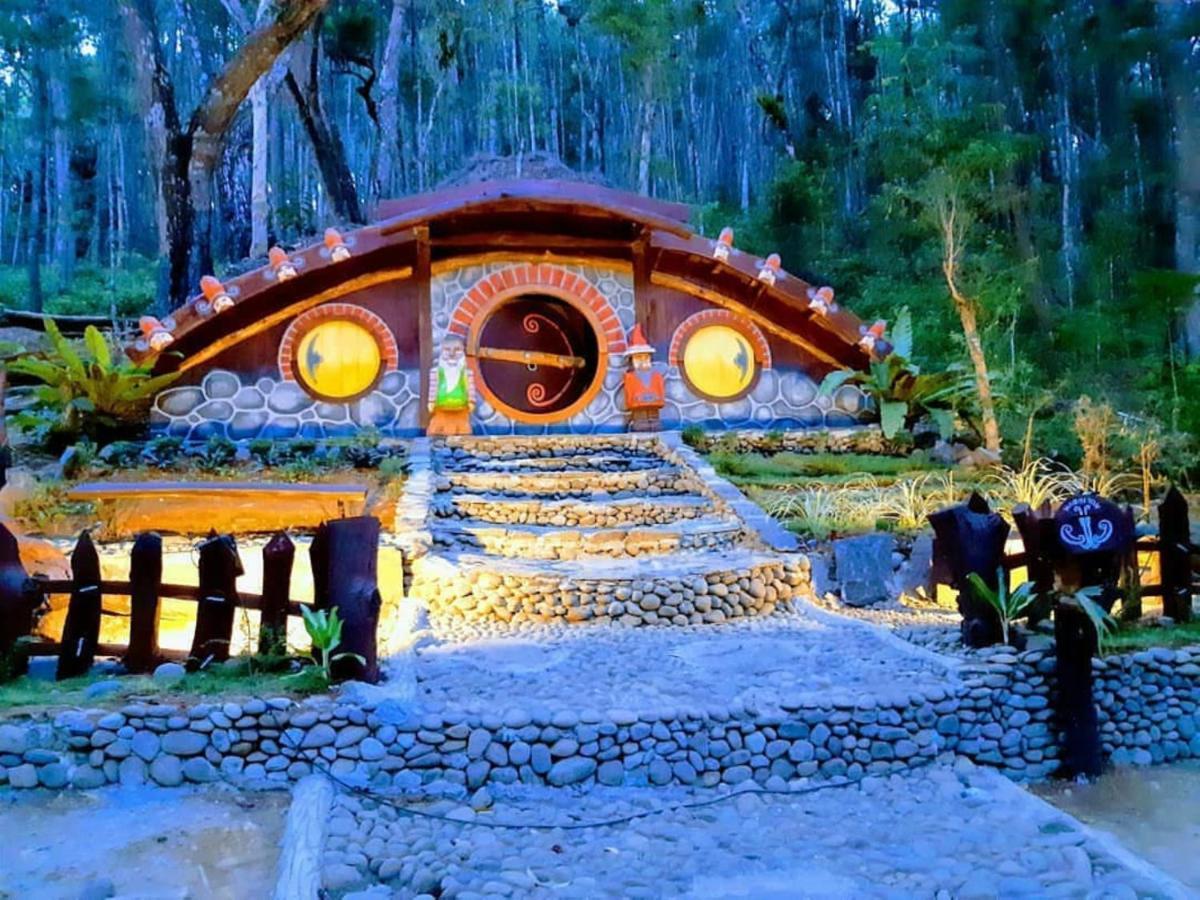 Seribu Batu Songgo Langit Resort & Camp Bantul Kültér fotó