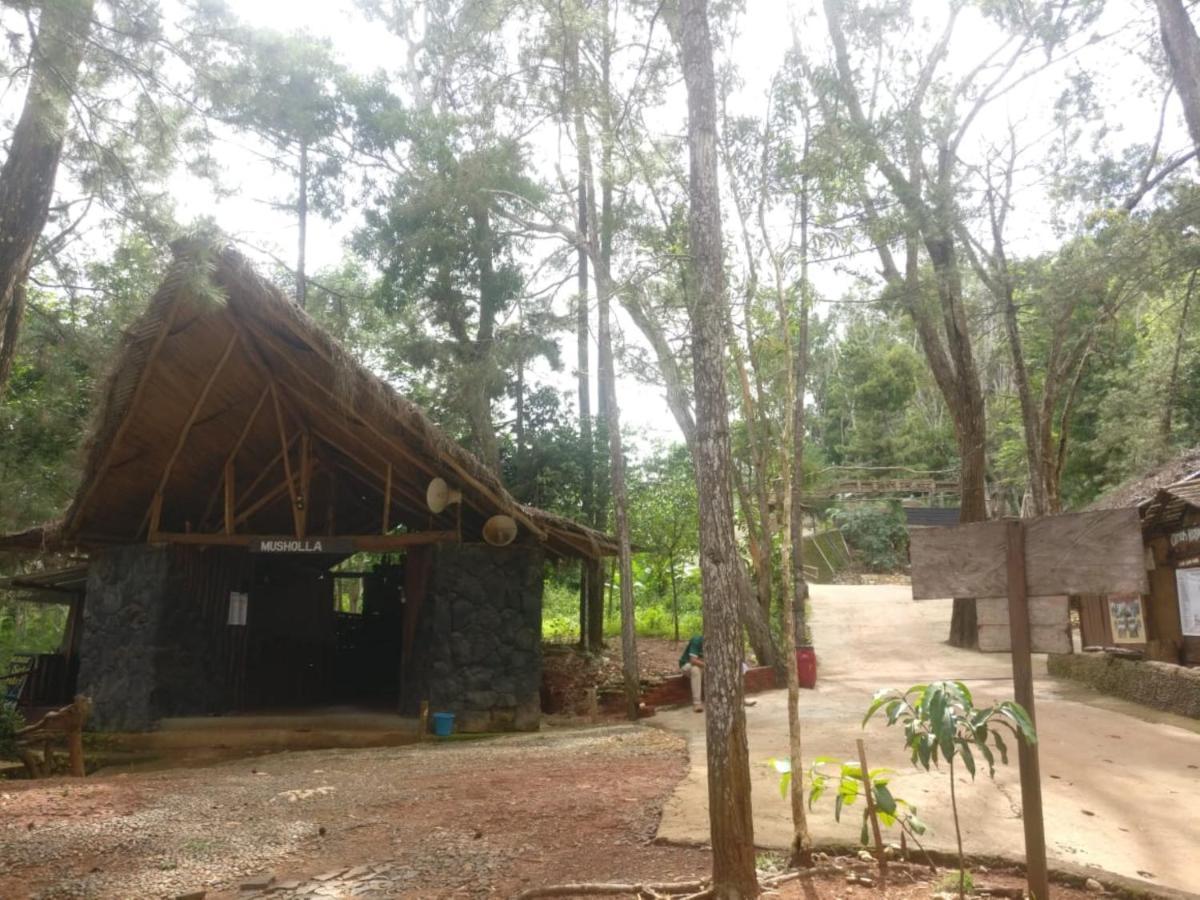 Seribu Batu Songgo Langit Resort & Camp Bantul Kültér fotó